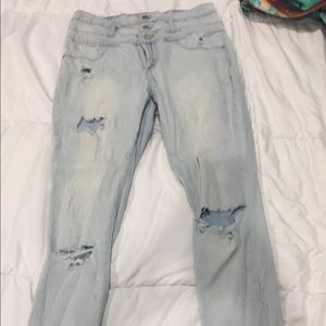 High waisted light color jeans